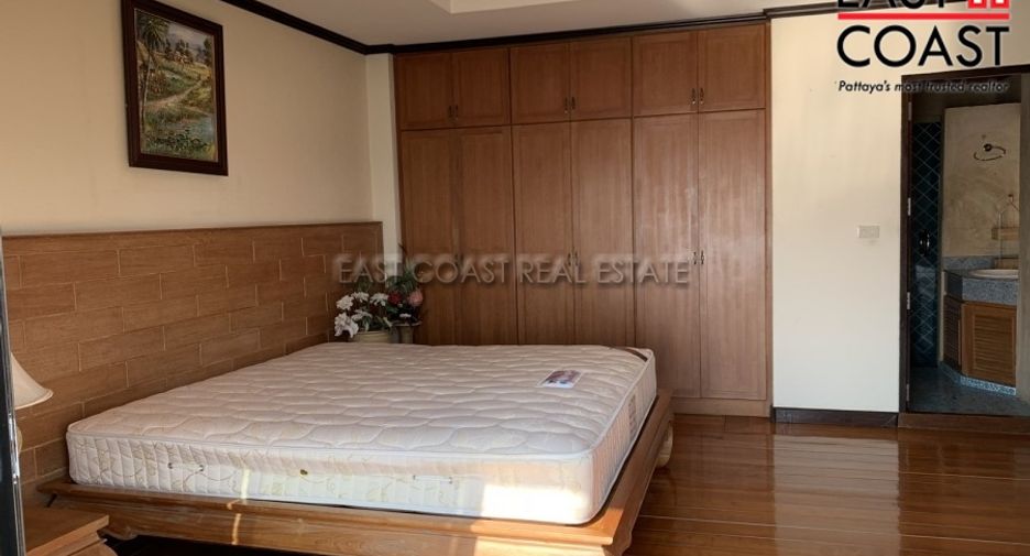 出售 和 出租 3 卧室 公寓 在 Sattahip, Chon Buri