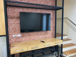 For sale 4 bed townhouse in Suan Luang, Bangkok