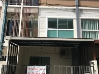 For sale 4 bed townhouse in Suan Luang, Bangkok