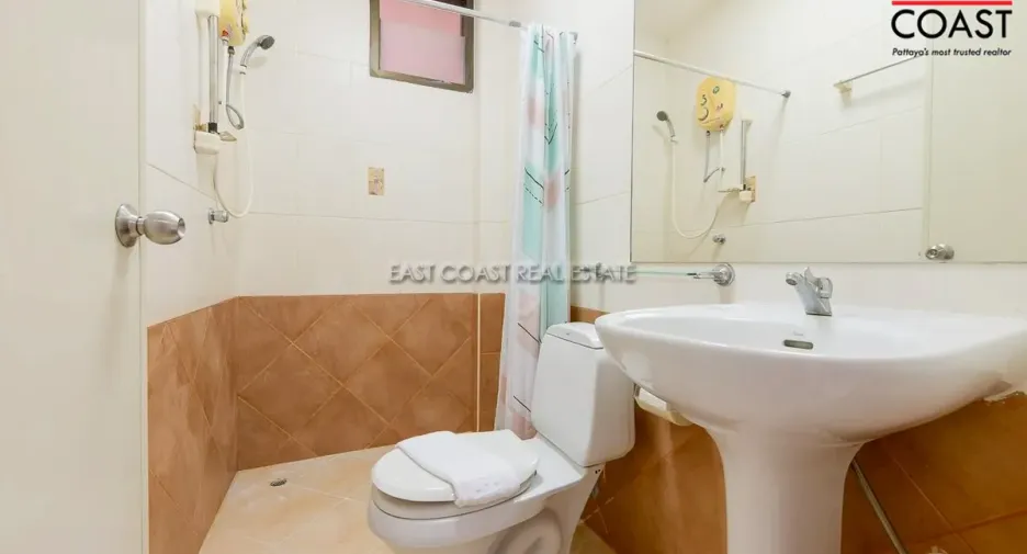 For sale retail Space in Bang Lamung, Chonburi