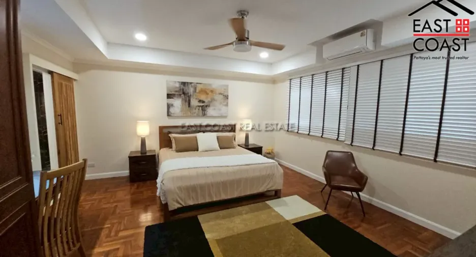 For sale 3 bedrooms condo in Bang Lamung, Chonburi