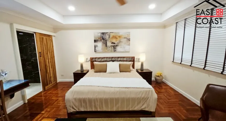 For sale 3 bedrooms condo in Bang Lamung, Chonburi