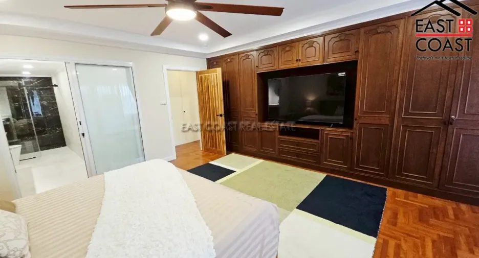 For sale 3 bedrooms condo in Bang Lamung, Chonburi