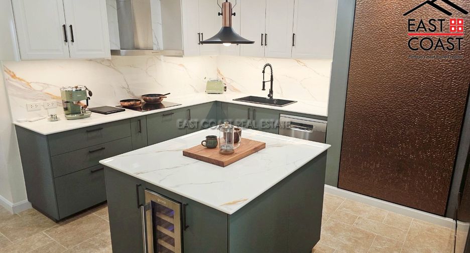 Condo en venta de 3 habitaciones en Pratumnak, Pattaya