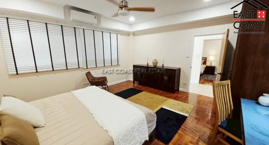 For sale 3 bedrooms condo in Bang Lamung, Chonburi