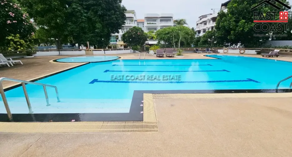 For sale 3 bedrooms condo in Bang Lamung, Chonburi