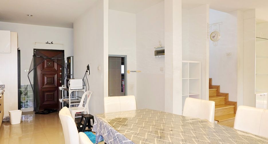 For rent そして for sale 3 ベッドルーム house in Bang Lamung, Chonburi