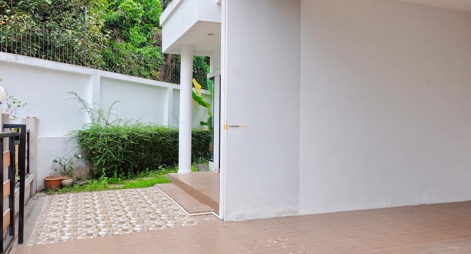For rent そして for sale 3 ベッドルーム house in Bang Lamung, Chonburi