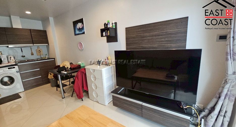 For sale 1 bed condo in Bang Lamung, Chonburi