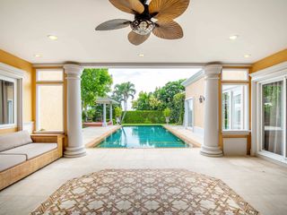 For rent 3 Beds villa in Bang Lamung, Chonburi
