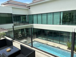 For rent 4 Beds villa in Bang Lamung, Chonburi