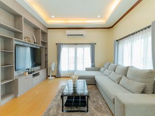 For rent 4 Beds villa in Bang Lamung, Chonburi