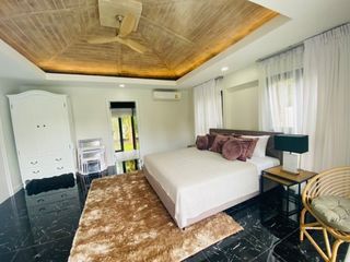For rent 5 Beds villa in Bang Lamung, Chonburi