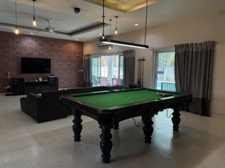 For rent 5 Beds villa in Bang Lamung, Chonburi