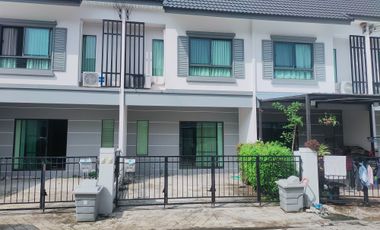 For rent 2 Beds townhouse in Bang Sao Thong, Samut Prakan