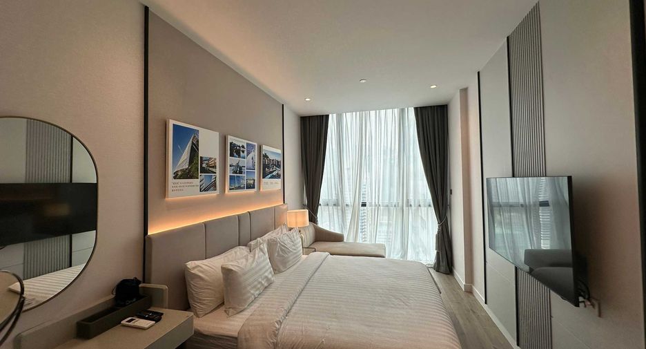 Condo en alquiler de 3 habitaciones en Sathon, Bangkok