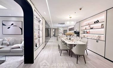 For sale 3 bed condo in Dusit, Bangkok