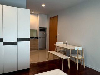 For rent and for sale 1 bed condo in Watthana, Bangkok