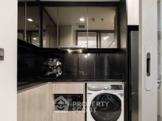 For sale 2 bed condo in Pathum Wan, Bangkok