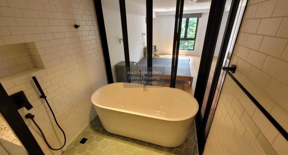 Wohnung zur Miete mit 2 Zimmer in Watthana, Bangkok