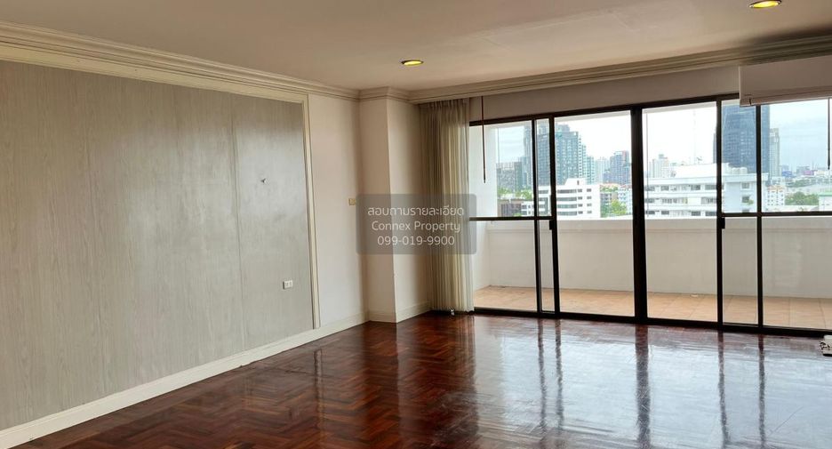 Condo en alquiler de 3 habitaciones en Khlong Toei, Bangkok
