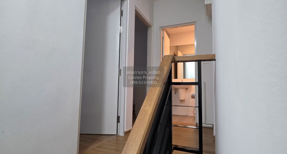For rent 3 bedrooms townhouse in Bang Phli, Samut Prakan