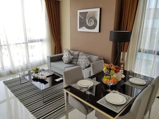 Apartamento en alquiler de 2 habitaciones en Watthana, Bangkok