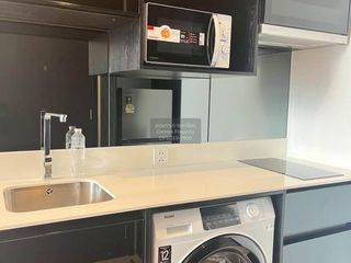 For rent 1 bed condo in Phaya Thai, Bangkok