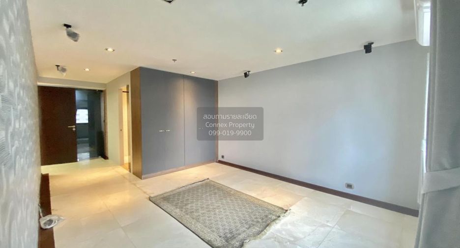 Condo en alquiler de 3 habitaciones en Watthana, Bangkok