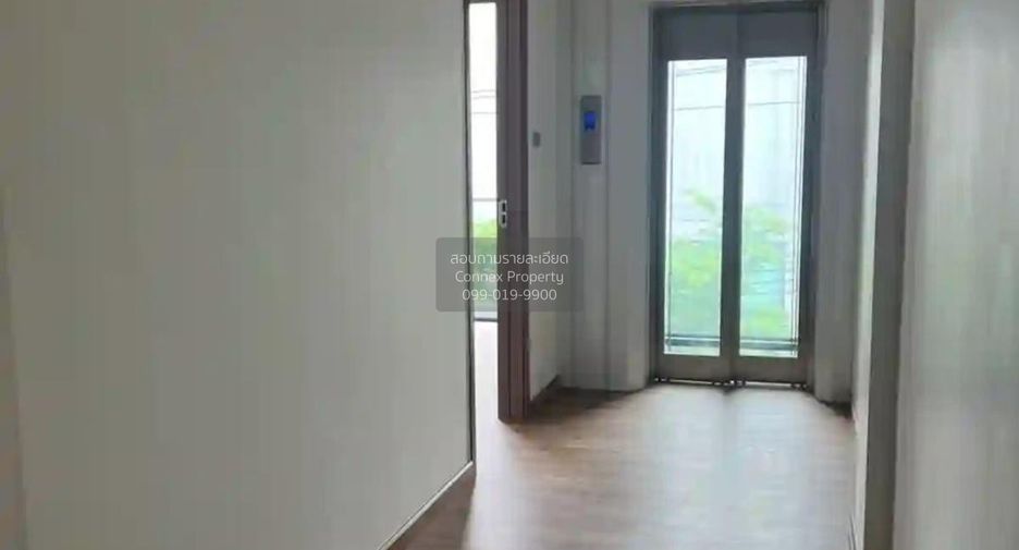 For rent 3 bedrooms townhouse in Don Mueang, Bangkok