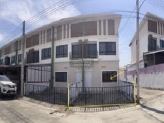ขาย 2 ห้องนอน ทาวน์เฮ้าส์ ใน ปลวกแดง, ระยอง