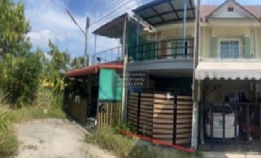 Reihenhaus zum Kauf mit 2 Zimmer in Ban Chang, Rayong