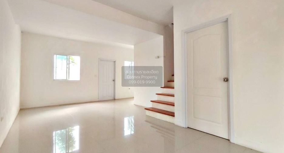 For sale 4 ベッドルーム townhouse in Mueang Samut Prakan, Samut Prakan