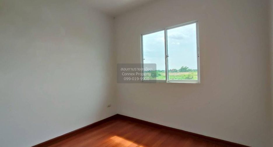 For sale 4 ベッドルーム townhouse in Mueang Samut Prakan, Samut Prakan
