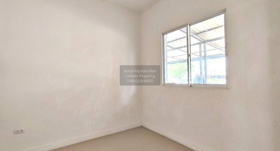 For sale 4 ベッドルーム townhouse in Mueang Samut Prakan, Samut Prakan
