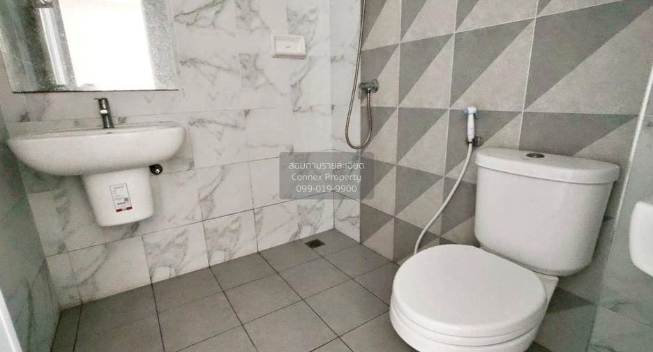 For sale 4 ベッドルーム townhouse in Mueang Samut Prakan, Samut Prakan