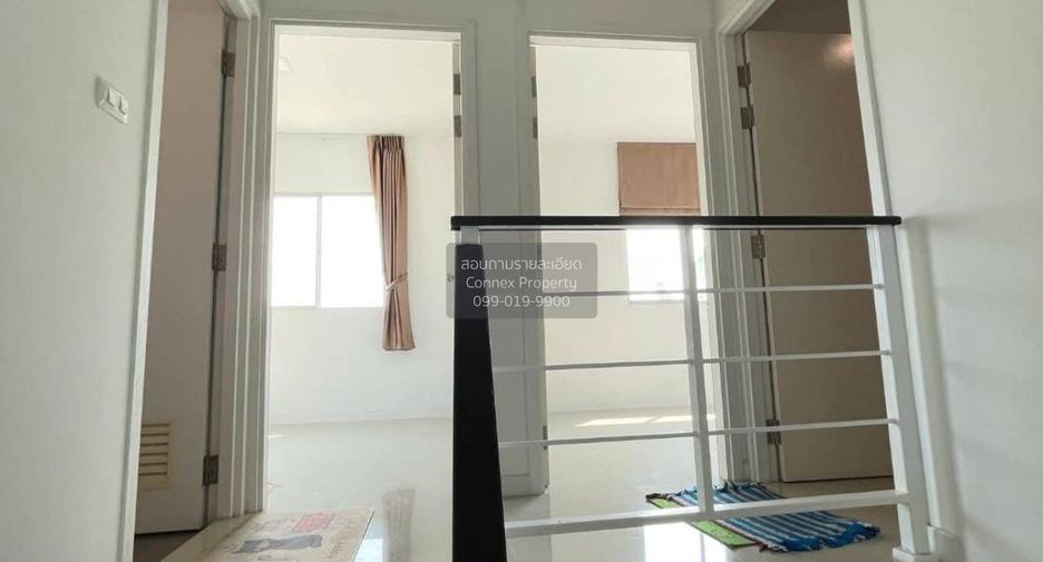 For sale 3 bedrooms townhouse in Mueang Samut Prakan, Samut Prakan