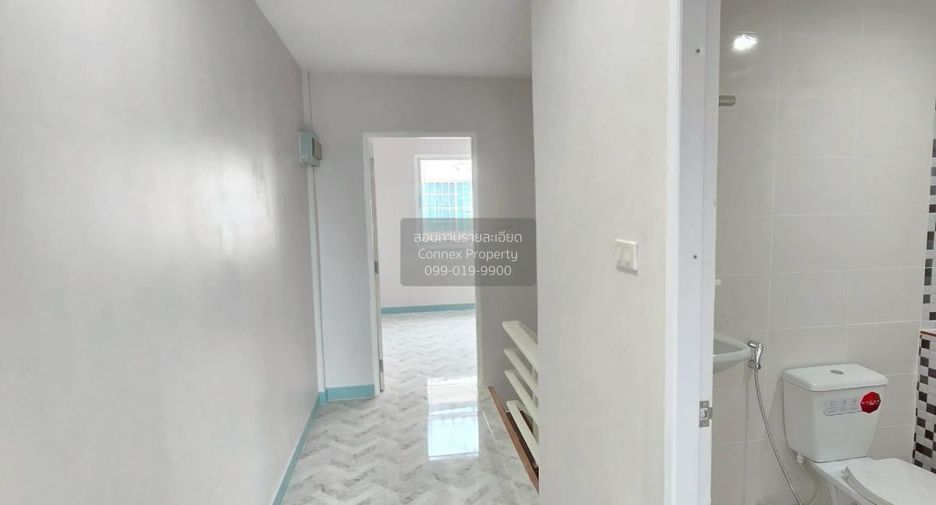 Reihenhaus zum Kauf mit 2 Zimmer in Khan Na Yao, Bangkok