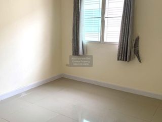 For sale 4 bedrooms townhouse in Mueang Samut Sakhon, Samut Sakhon