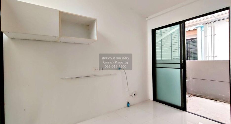 Casa adosada en venta de 4 habitaciones en Bang Bua Thong, Nonthaburi