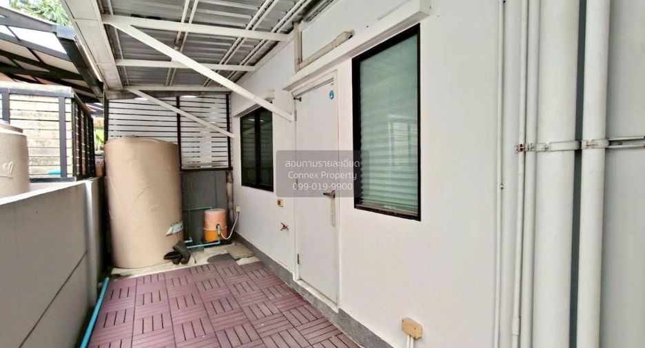 Casa adosada en venta de 4 habitaciones en Bang Bua Thong, Nonthaburi