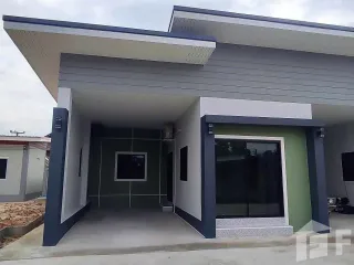 For rent 2 bed house in Mueang Lamphun, Lamphun
