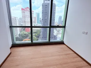 For sale studio condo in Pathum Wan, Bangkok