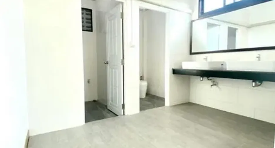 For rent 3 ベッドルーム townhouse in Prawet, Bangkok