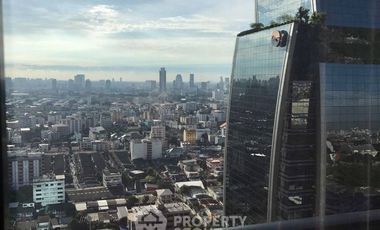 For sale 1 bed condo in Huai Khwang, Bangkok