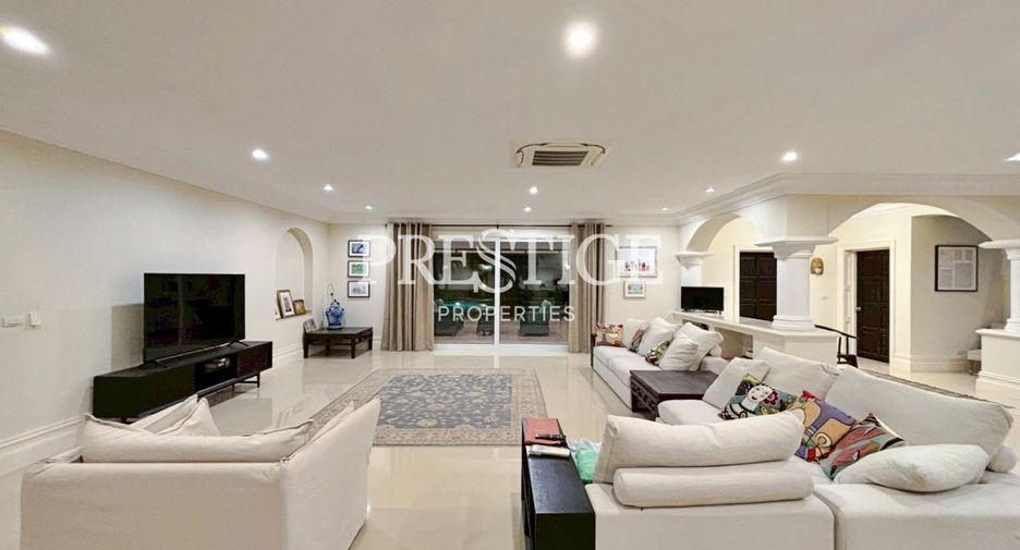 For sale 6 bedrooms house in Bang Lamung, Chonburi