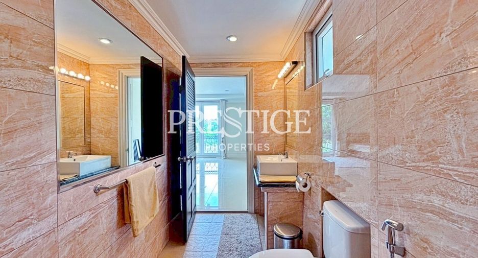 For sale 6 bedrooms house in Bang Lamung, Chonburi