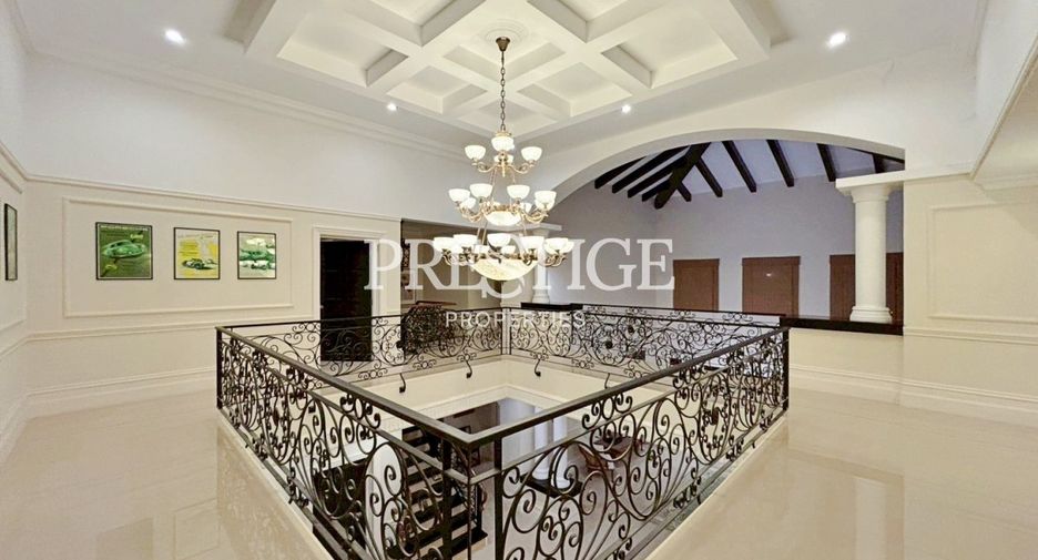 For sale 6 bedrooms house in Bang Lamung, Chonburi