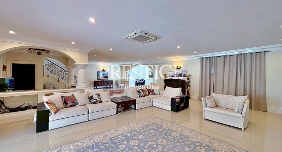 For sale 6 bedrooms house in Bang Lamung, Chonburi
