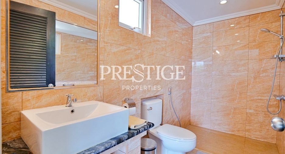 For sale 6 bedrooms house in Bang Lamung, Chonburi
